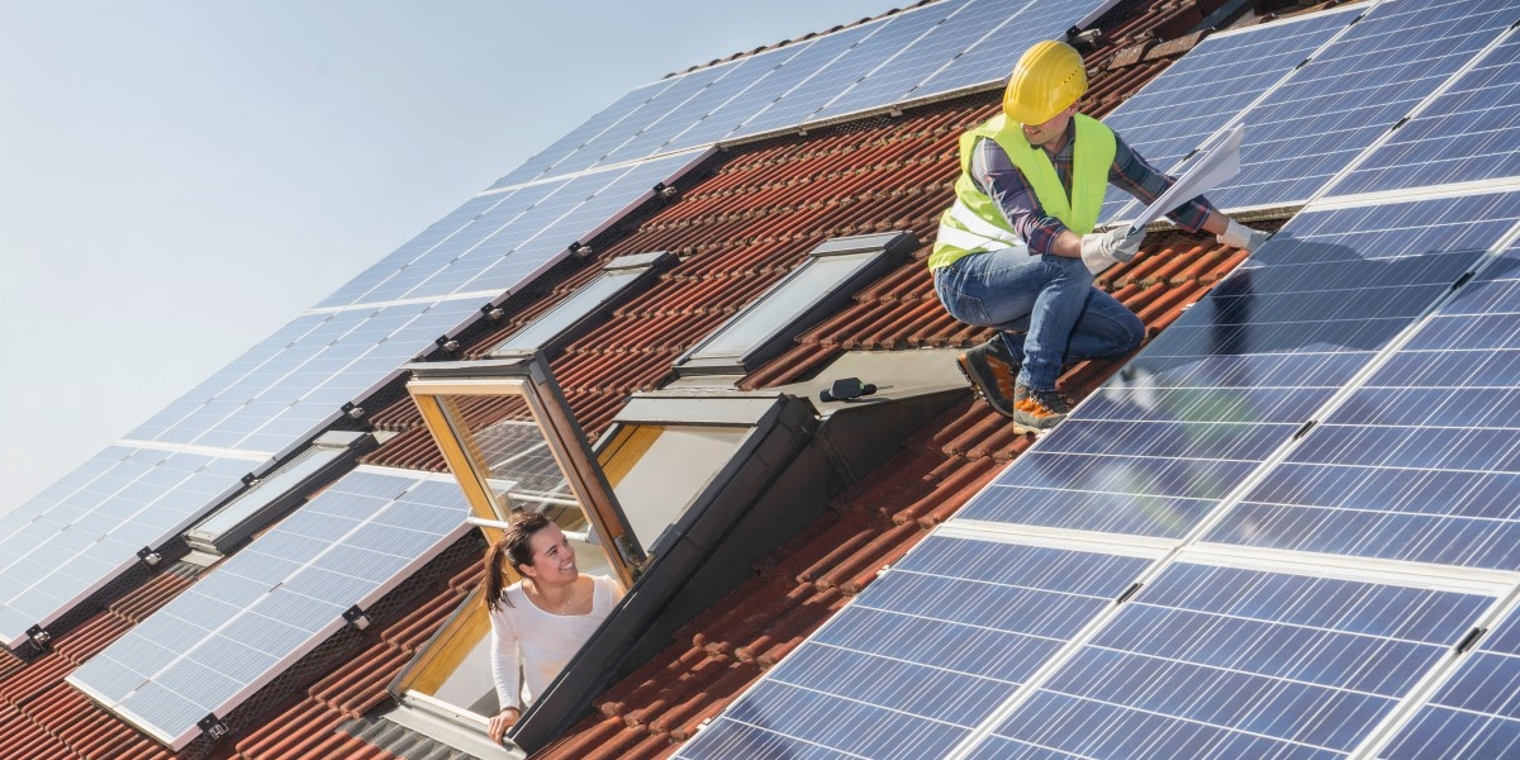 Zonnepanelen Op Schuin Dak Duurzame Energie Voordeligeofferte Nl